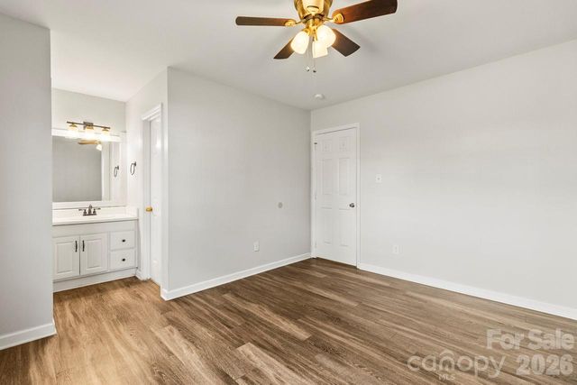 6041 Crape Myrtle Lane, Charlotte, NC 28216