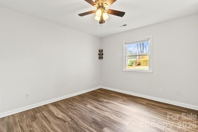 6041 Crape Myrtle Lane, Charlotte, NC 28216