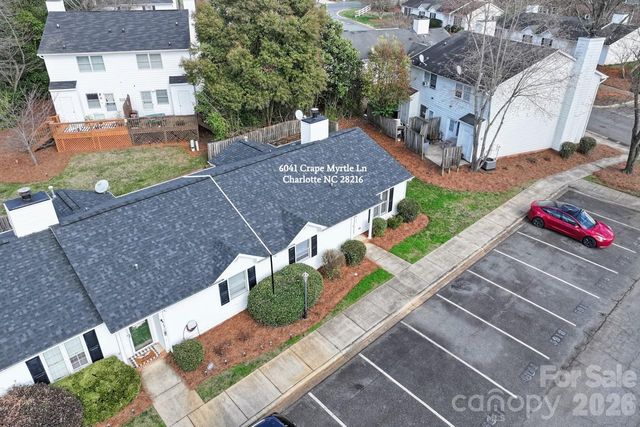 6041 Crape Myrtle Lane, Charlotte, NC 28216