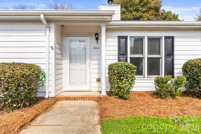 6041 Crape Myrtle Lane, Charlotte, NC 28216