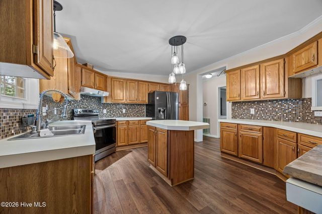 209 Old Ironsides Road, Newport, NC 28570