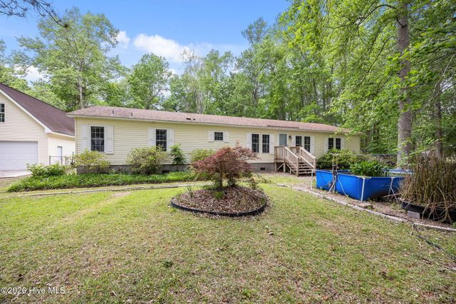 209 Old Ironsides Road, Newport, NC 28570