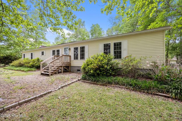 209 Old Ironsides Road, Newport, NC 28570