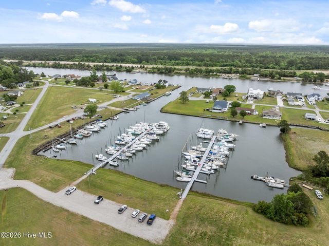 209 Old Ironsides Road, Newport, NC 28570