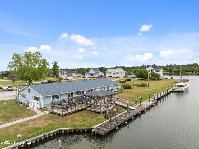 209 Old Ironsides Road, Newport, NC 28570