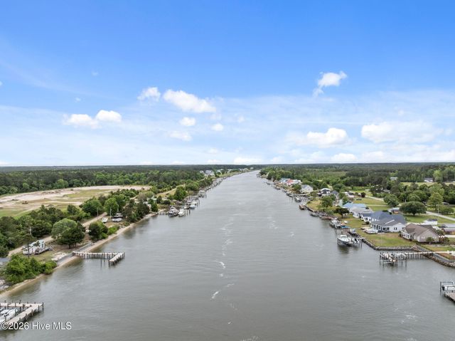 209 Old Ironsides Road, Newport, NC 28570