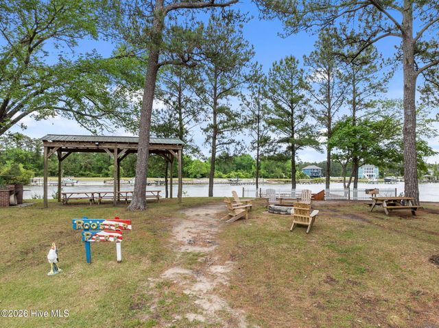 209 Old Ironsides Road, Newport, NC 28570