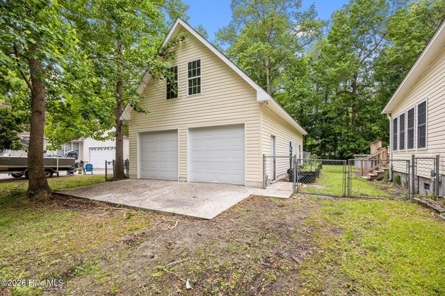 209 Old Ironsides Road, Newport, NC 28570