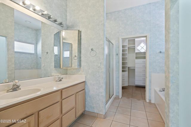 1538 W Carmel Pointe Drive, Oro Valley, AZ 85737