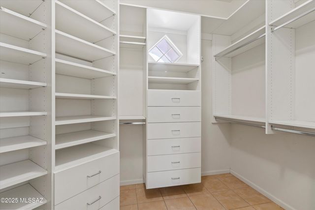 1538 W Carmel Pointe Drive, Oro Valley, AZ 85737