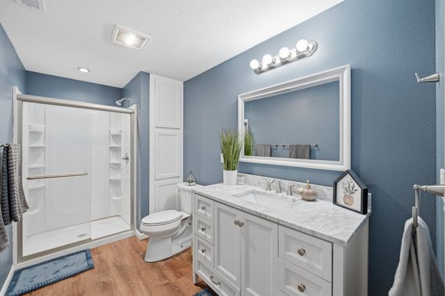 303 SE 30th Street, Ankeny, IA 50021