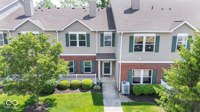 12235 Bubbling Brook Drive 400, Fishers, IN 46038