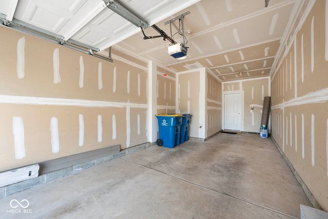 12235 Bubbling Brook Drive 400, Fishers, IN 46038
