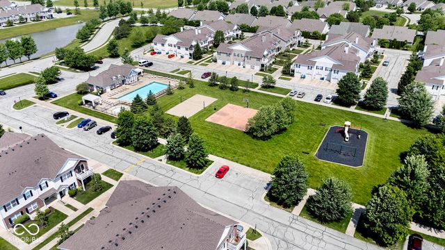 12235 Bubbling Brook Drive 400, Fishers, IN 46038