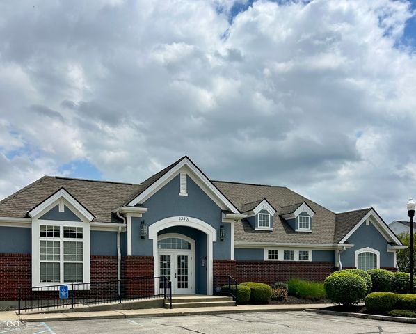 12235 Bubbling Brook Drive 400, Fishers, IN 46038