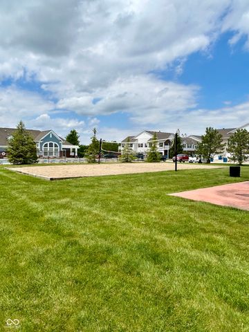 12235 Bubbling Brook Drive 400, Fishers, IN 46038