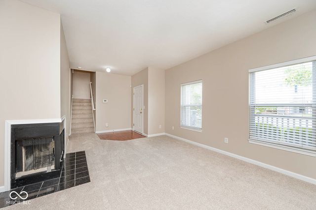 12235 Bubbling Brook Drive 400, Fishers, IN 46038