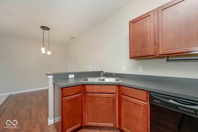 12235 Bubbling Brook Drive 400, Fishers, IN 46038