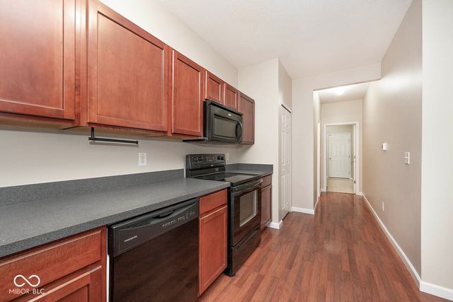 12235 Bubbling Brook Drive 400, Fishers, IN 46038