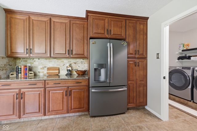 9213 Harrison Run Place, Indianapolis, IN 46256