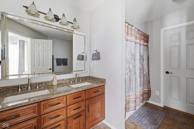 9213 Harrison Run Place, Indianapolis, IN 46256