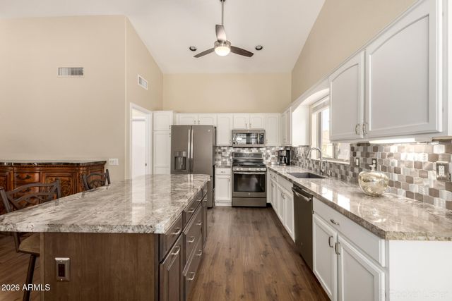 15647 W MONTEREY Way, Goodyear, AZ 85395