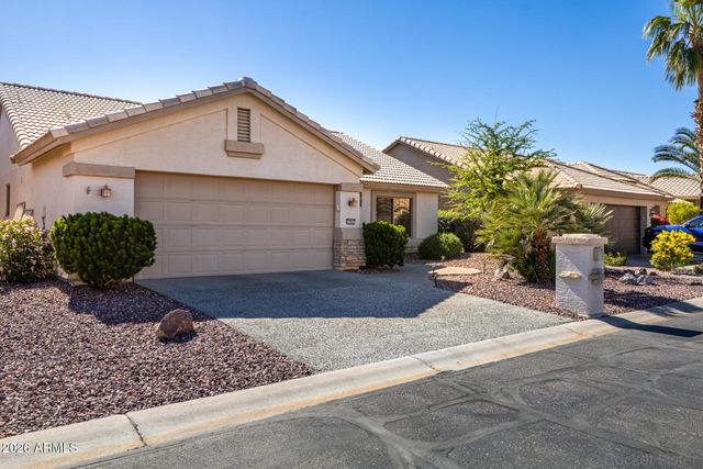 15647 W MONTEREY Way, Goodyear, AZ 85395