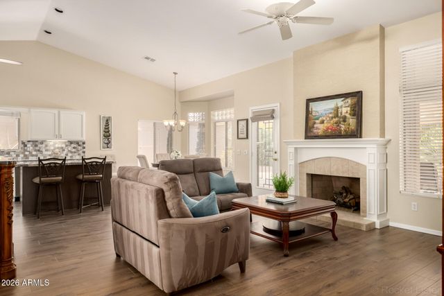 15647 W MONTEREY Way, Goodyear, AZ 85395