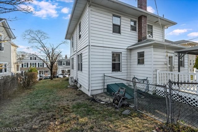 222 Mechanic St, Boonton Town, NJ 07005