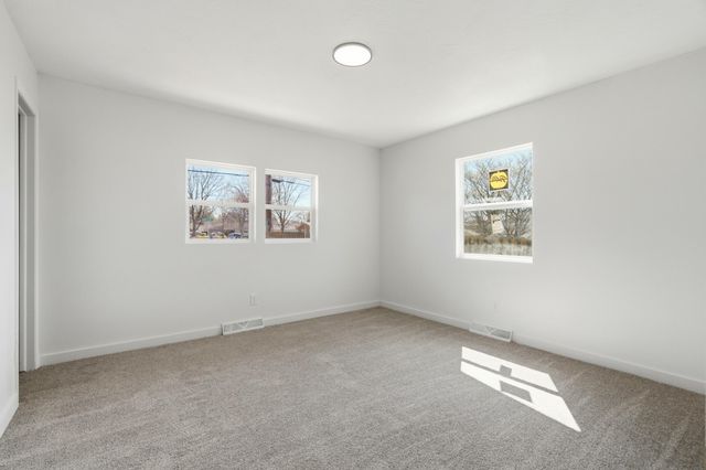 513 S Orchard Crest Avenue, Springfield, MO 65802