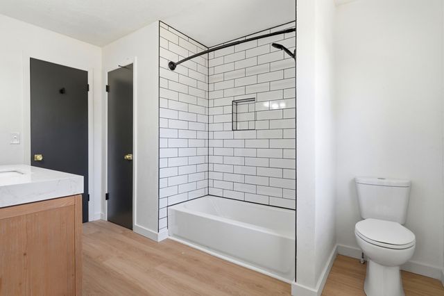 513 S Orchard Crest Avenue, Springfield, MO 65802