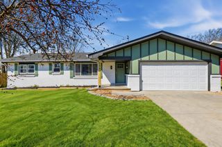 513 S Orchard Crest Avenue, Springfield, MO 65802