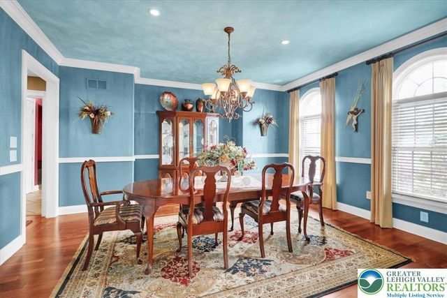 212 Hillview Circle, Bern Twp, PA 19533
