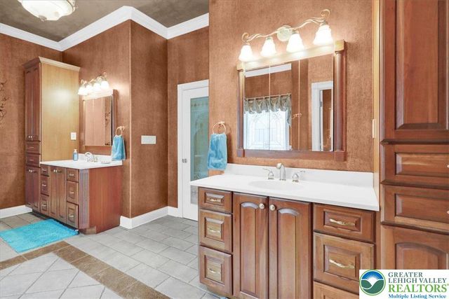 212 Hillview Circle, Bern Twp, PA 19533