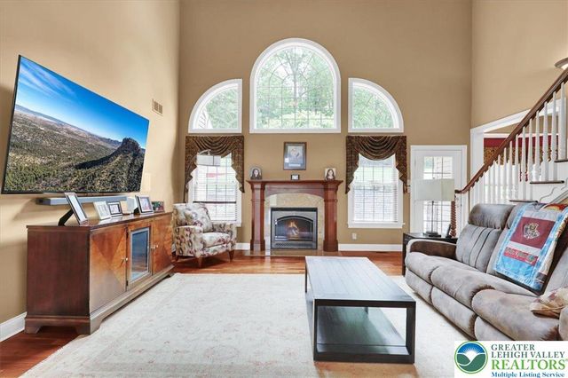 212 Hillview Circle, Bern Twp, PA 19533