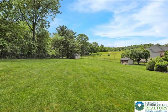 212 Hillview Circle, Bern Twp, PA 19533