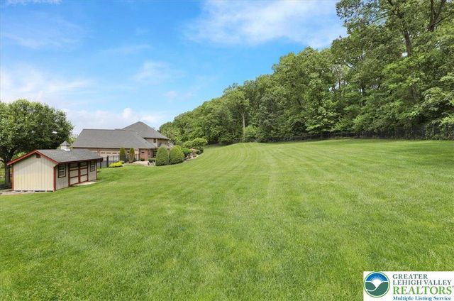 212 Hillview Circle, Bern Twp, PA 19533