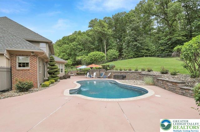 212 Hillview Circle, Bern Twp, PA 19533