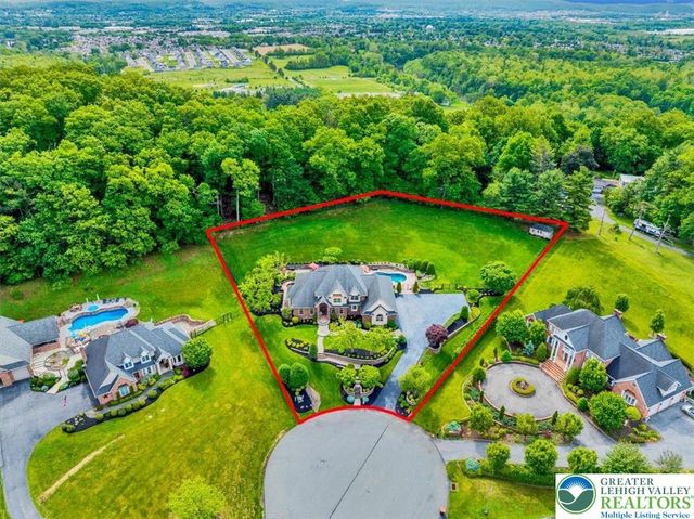 212 Hillview Circle, Bern Twp, PA 19533