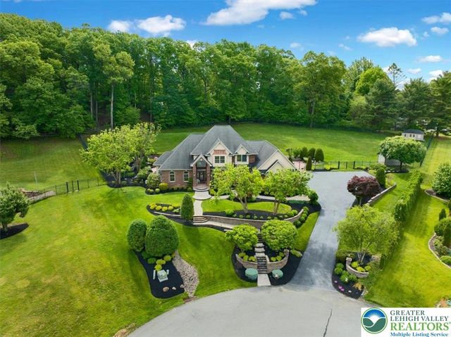 212 Hillview Circle, Bern Twp, PA 19533