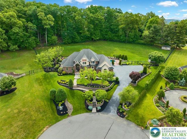 212 Hillview Circle, Bern Twp, PA 19533