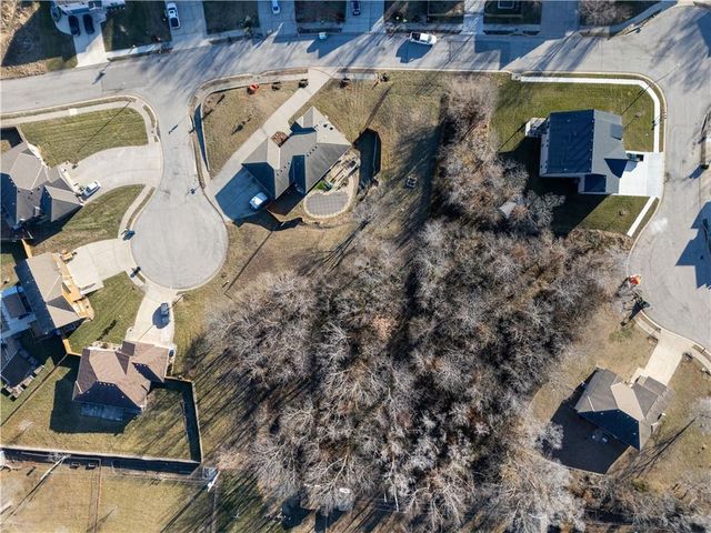 1307 Lawndale Avenue, Pleasant Hill, MO 64080