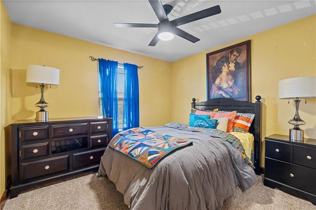 1307 Lawndale Avenue, Pleasant Hill, MO 64080