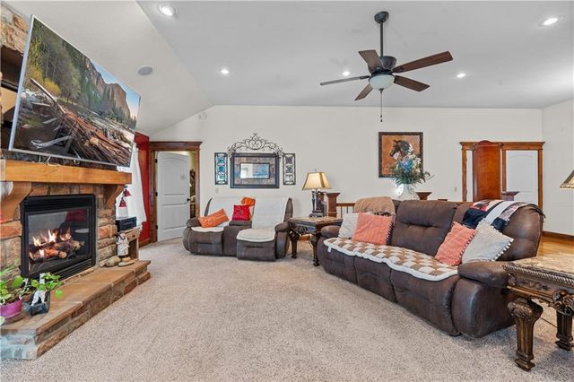 1307 Lawndale Avenue, Pleasant Hill, MO 64080