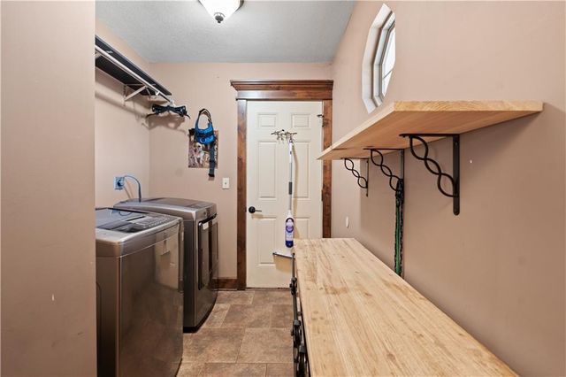 1307 Lawndale Avenue, Pleasant Hill, MO 64080