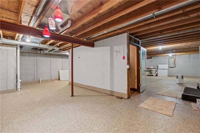 1307 Lawndale Avenue, Pleasant Hill, MO 64080