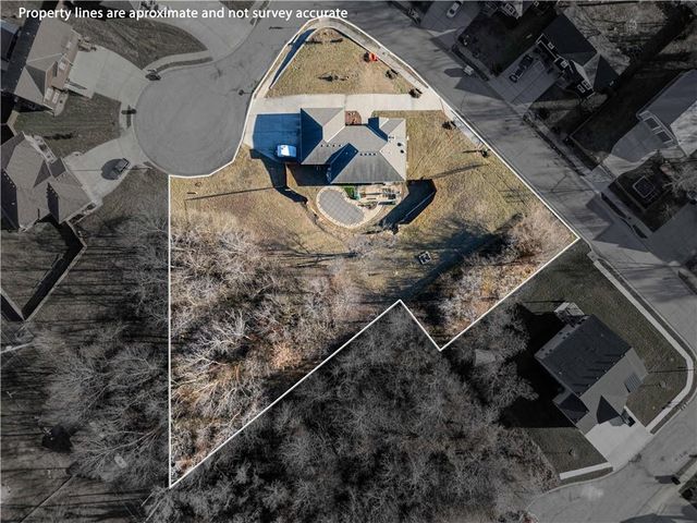 1307 Lawndale Avenue, Pleasant Hill, MO 64080