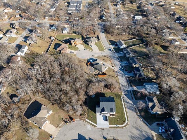 1307 Lawndale Avenue, Pleasant Hill, MO 64080