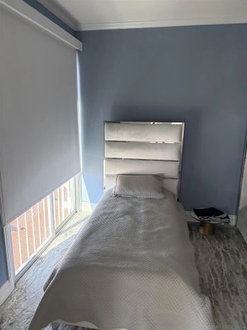 2410 Albatross St. 18, San Diego, CA 92101