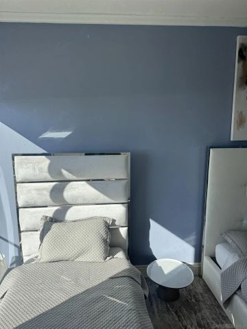 2410 Albatross St. 18, San Diego, CA 92101